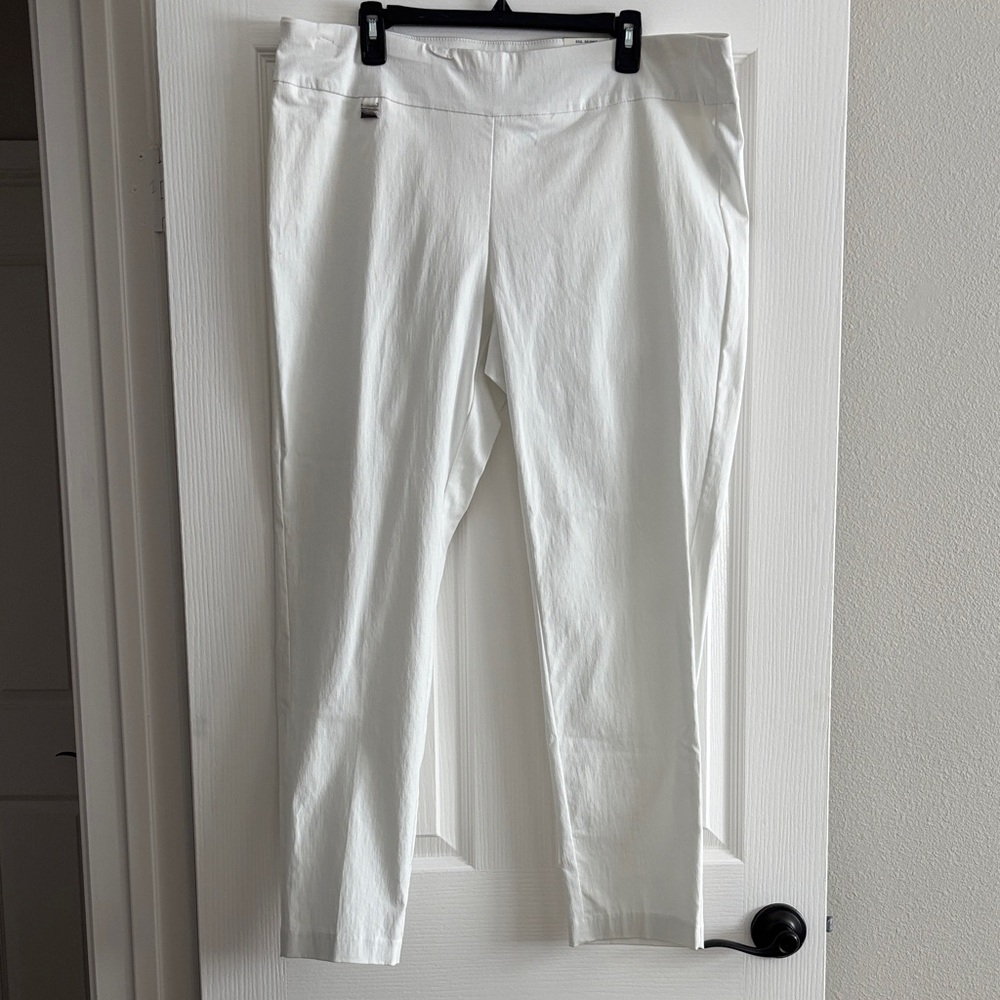 Alfani Women's White Skinny Pants